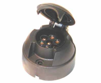 CTE 2002 7 Pin Socket with Fog Cut Out - Plastic